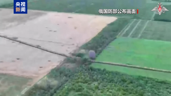 配资吧 俄称打击乌补给站 乌称袭击俄弹药库