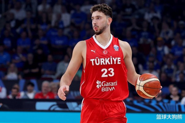 建宝优配 5战全胜! 申京场均21+10+7, 三项命中率皆提升! 力压约基奇完成进化